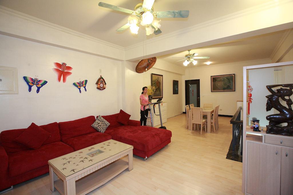 Cruise Homestay Хуалянь Экстерьер фото